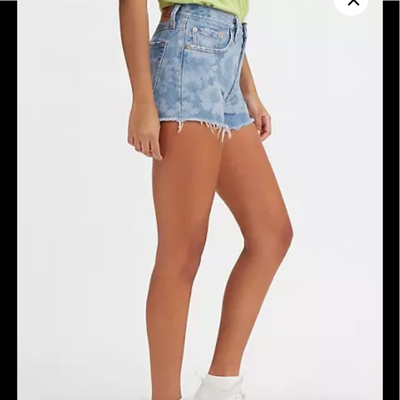 LEVIS 501 High Rise Shorts NWT - Picture 9 of 15